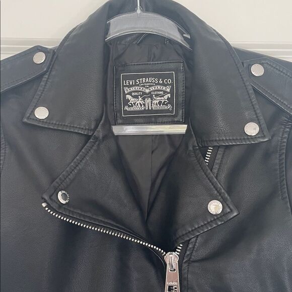 NWT Levi's Belted Faux Leather Moto Jacket - Black Size Small - Picture 9 of 15